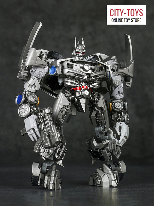 Toy Lab Soundwave Deluxe Scale